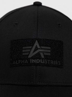 Czapka z daszkiem bawełniana Alpha Industries czarna