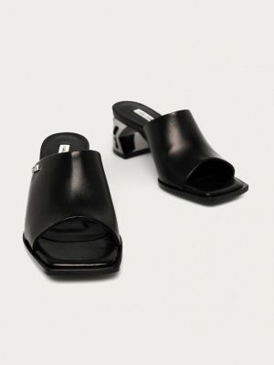 Кожаные сандалии Karl Lagerfeld