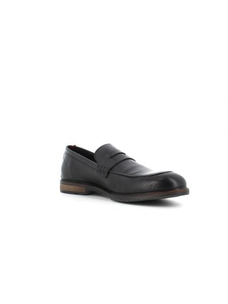 Loafers Ambitious negro