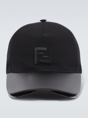 Черная кепка Fendi
