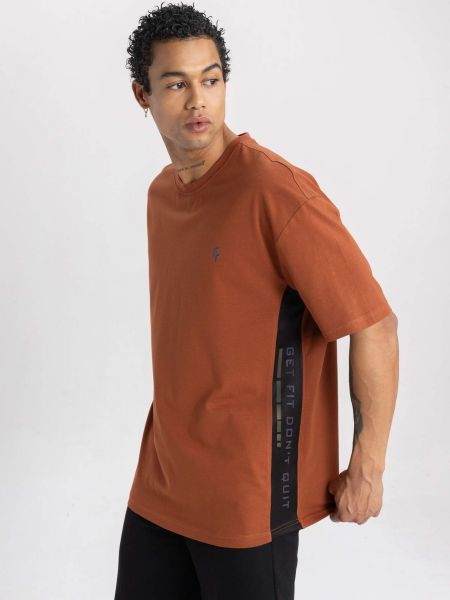 Oversize polo krekls ar apdruku ar īsām piedurknēm Defacto