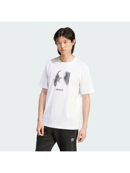 Koszulka w miejskim stylu Adidas biała
