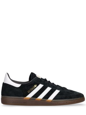 Tennised Adidas Originals must