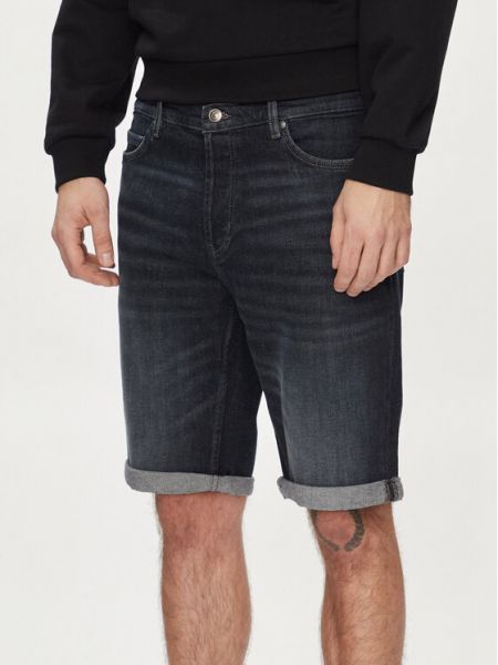 Priliehavé džínsové šortky Hugo