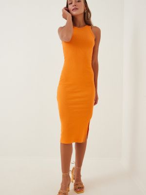 Pletené manšestrové šaty Happiness İstanbul oranžové