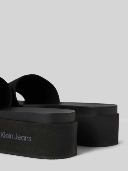 Klapki na platformie Calvin Klein Jeans czarne