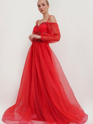 Krajkové tylové puntíkaté večerní šaty By Saygı červené