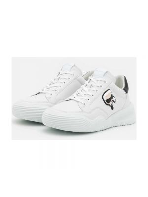 Sneakersy koronkowe Karl Lagerfeld białe