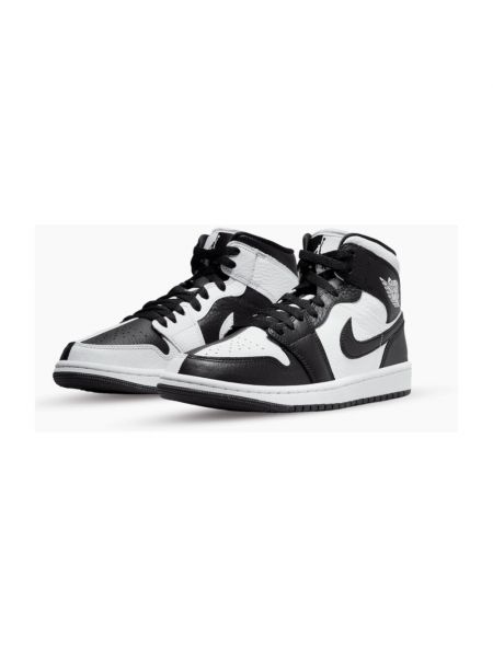 Sneakersy Nike Jordan - Сzarny