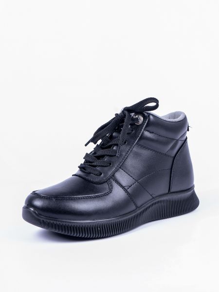 Черные ботинки Baden