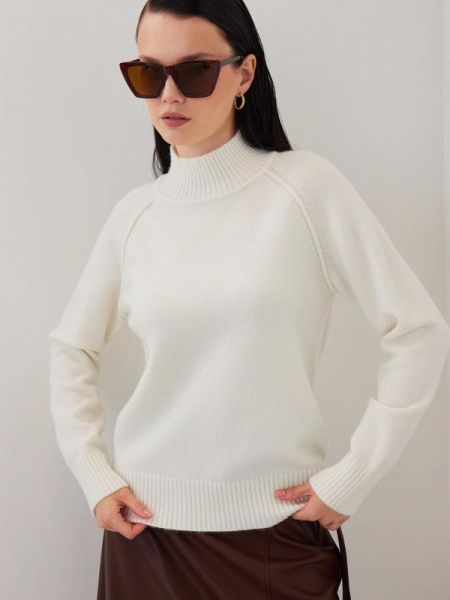 Белый свитер Vittoria Vicci