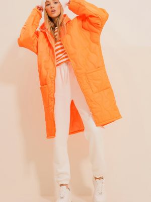 Kabát na zip s kapucí s kapsami Trend Alaçatı Stili oranžový