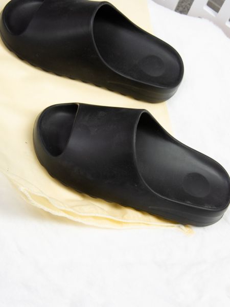 Домашни пантофи Fox Shoes черно