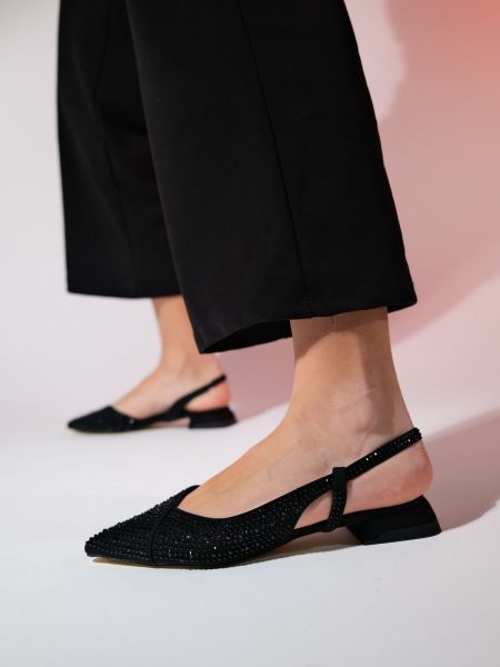 Sandály s ostrou špičkou Luvishoes černé