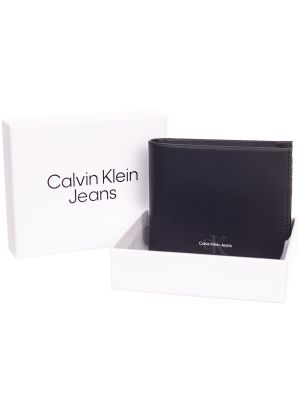 Blugi Calvin Klein