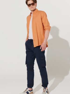 Medvilninės „cargo“ stiliaus kelnės slim fit su kišenėmis Ac&co / Altınyıldız Classics mėlyna