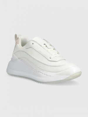 Sneakersy sznurowane na koturnie koronkowe Calvin Klein białe