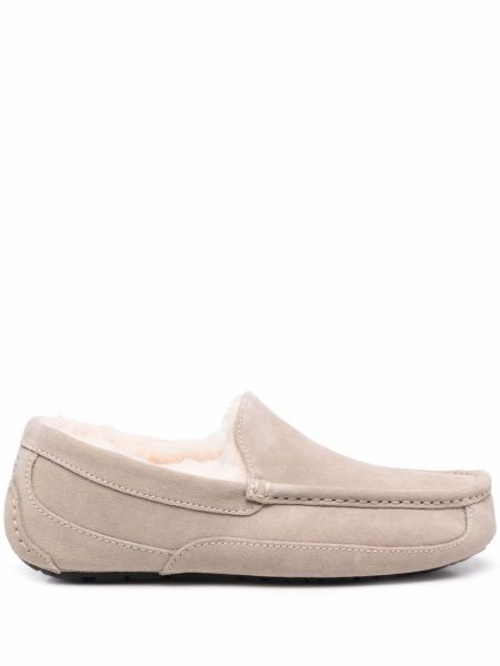 Pantofi