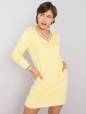Velurové šaty Fashionhunters žltá