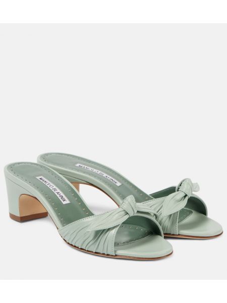 Papuci tip mules cu funde din piele Manolo Blahnik verde