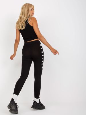 Spodnie sportowe slim fit bawełniane Fashionhunters czarne