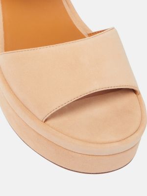 Semišové sandály Chloã© béžové