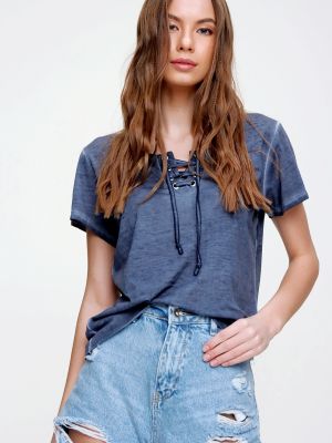 Majica z vezalkami s čipko Trend Alaçatı Stili modra