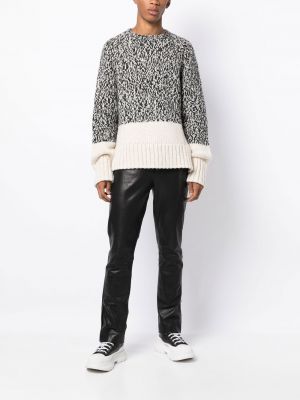 Dzianinowy sweter żakardowy w jodełkę N°21