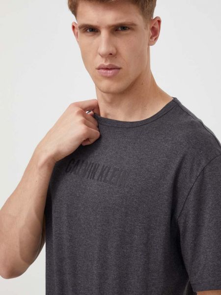 Памучна тениска с дълъг ръкав с принт Calvin Klein Underwear сиво