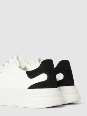 Sneakersy sznurowane Guess białe