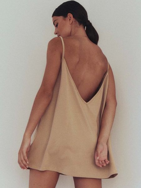 Sukienka mini bawełniana oversize Muuv. beżowa