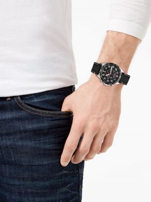 Кожаные часы Victorinox черные
