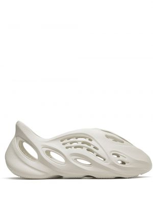 Baskets Adidas Yeezy blanc