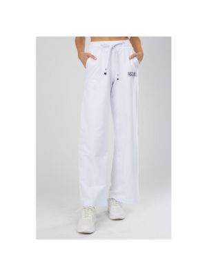 Белые брюки свободного кроя с карманами J.b4