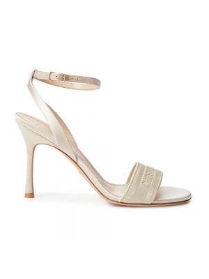 Białe haftowane sandały Dior