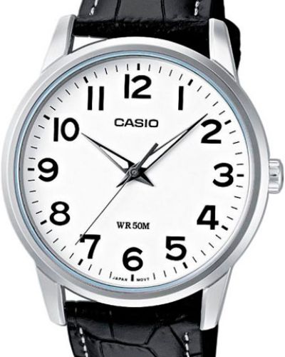 Часы Casio, белые