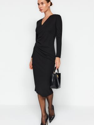 Czarna sukienka midi dopasowana z długim rękawem Trendyol