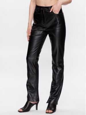 Kožené priliehavé nohavice Calvin Klein čierna