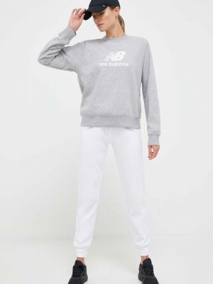Сірий светр з принтом New Balance