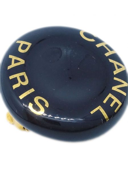 Kolczyki na klipsy na guziki z nadrukiem Chanel Pre-owned