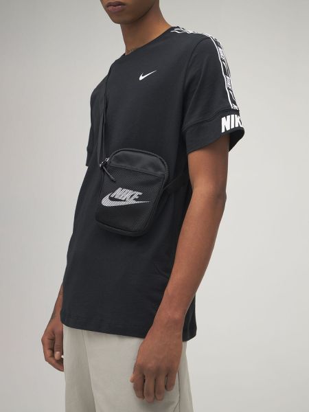 Taška přes rameno z nylonu Nike černá