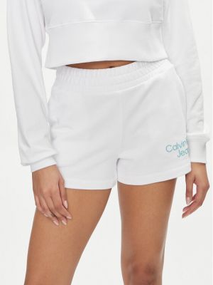 Laza szabású sport rövidnadrág Calvin Klein Jeans fehér