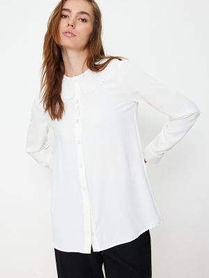 Плетена риза от креп Trendyol бяло