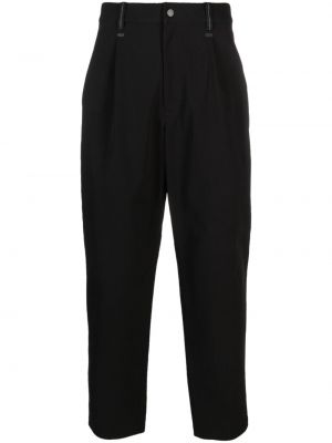 Pantaloni chino plisate And Wander negru