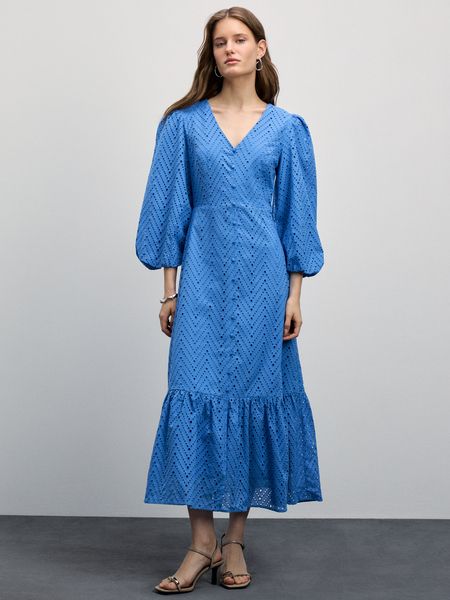 Хлопковое длинное платье с вышивкой Zarina синее