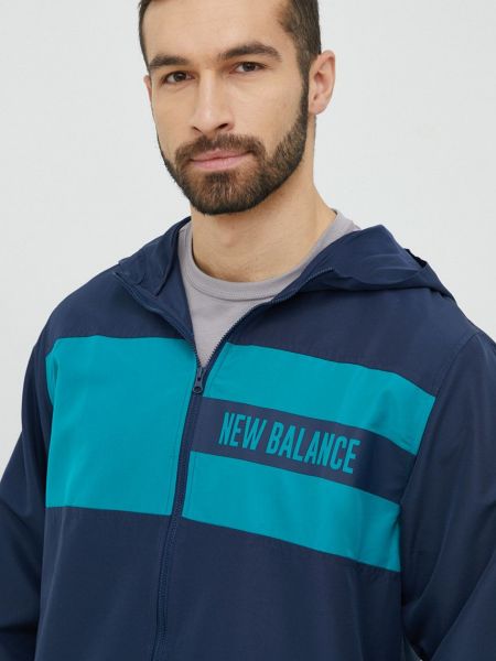 Демисезонная куртка New Balance синяя