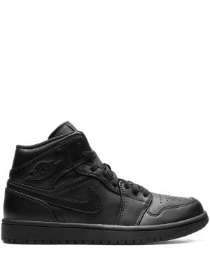 Tennarit Jordan Air Jordan 1 musta