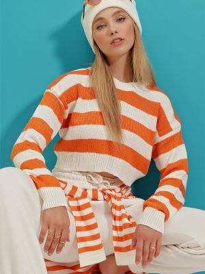 Priliehavý sveter Trend Alaçatı Stili oranžová