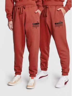 Voľné priliehavé teplákové nohavice Diadora červená