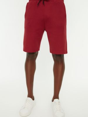 Lühikesed püksid Trendyol punane